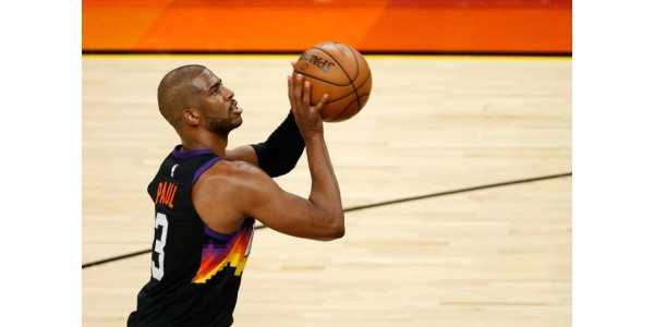 Chris Paul liittyy Golden State Warriors -joukkueeseen, harmoninen kohtaus harjoituksissa